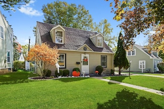 487 Miller Dr, Elgin, IL 60123