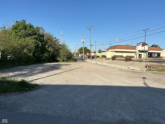 851 Manhattan Ave, Indianapolis, IN 46241