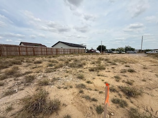 380 Riverhill Lp, Laredo, TX 78046