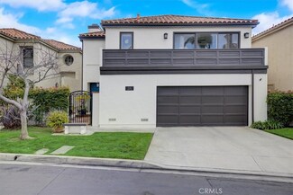 5720 Lunada Ln, Long Beach, CA 90814