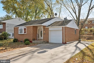 44 E Bellamy Dr, New Castle, DE 19720