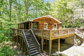 823 Turtle Creek Rd, Sylva, NC 28779