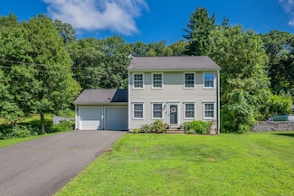 35 Manor Ln, Wolcott, CT 06716