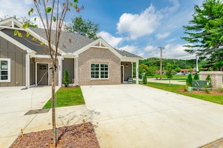 2587 Bannerman Ln, Chattanooga, TN 37421