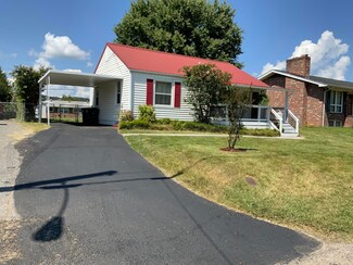 1016 Delrose Dr, Kingsport, TN 37660