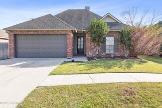 102 Portsmouth Dr, Broussard, LA 70518