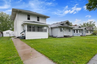 1425 Asbury St, Saint Paul, MN 55108