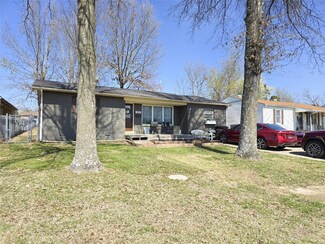 406 Hickory Hills Dr, Dexter, MO 63841
