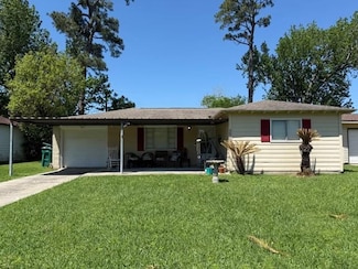 3636 Kenwood St, Orange, TX 77630