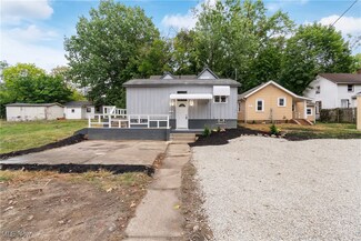 1507 Tyler St, Akron, OH 44307