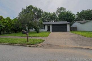 4341 S Elm Ave, Broken Arrow, OK 74011