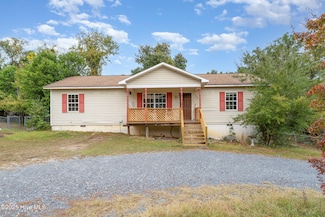 160 Tray St, Southern Pines, NC 28387