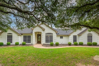 1151 Parkway Ln, Pilot Point, TX 76258