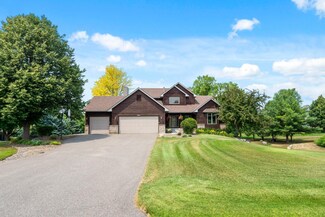 19700 Pembrook Cir, Rogers, MN 55374