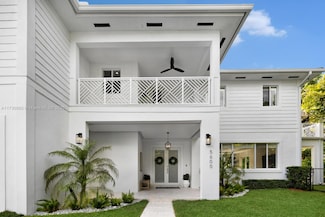 5600 SW 65th Ct, South Miami, FL 33143