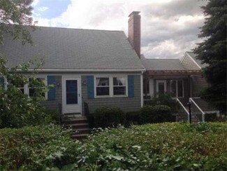 11 Hillcrest Ave, Nahant, MA 01908