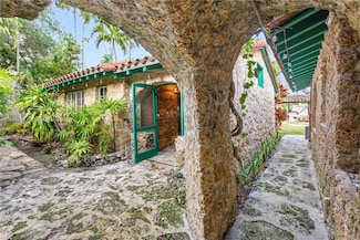 1301 Milan Ave Unit 4, Coral Gables, FL 33134