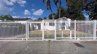 1431 NW 26th St, Miami, FL 33142