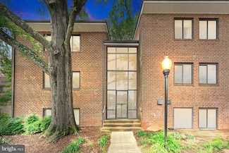 1413 Northgate Square Unit 13/2A, Reston, VA 20190