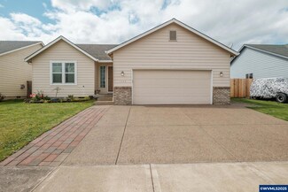 1444 S 6th St, Independence, OR 97351