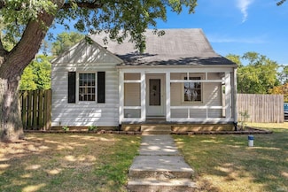 54296 Maple Lane Ave, South Bend, IN 46635