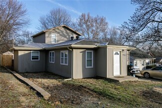 1006 E South Ave, Independence, MO 64050