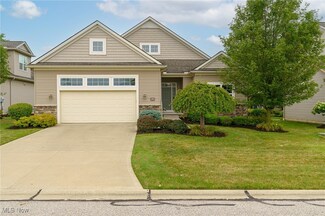 285 Prestwick Dr, Broadview Heights, OH 44147