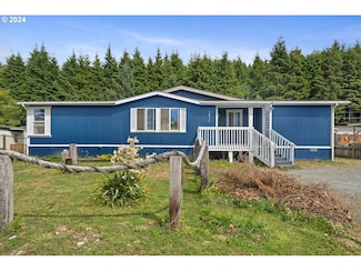 1038 S Island St, Rockaway Beach, OR 97136