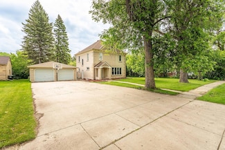 113 7th Ave SE, Elbow Lake, MN 56531