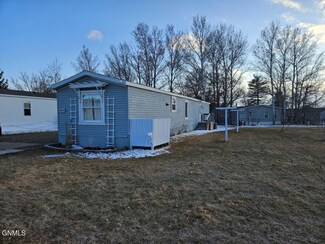 208 A St, Dickinson, ND 58601