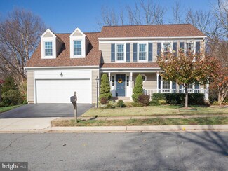 2850 Bradley Acres Ct, Herndon, VA 20171