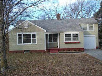 505 S Lincoln St, Hillsboro, KS 67063
