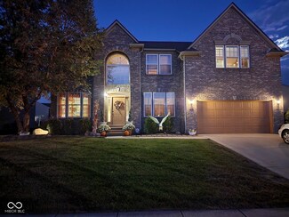2249 Southlake Ave E, Greenwood, IN 46143