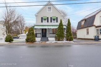 713 Draper Ave, Schenectady, NY 12306