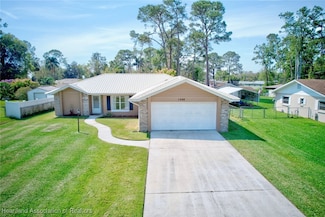 1548 Spring Ln, Lake Placid, FL 33852