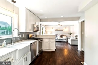 7940 Royal Mint Place, Pasadena, MD 21122