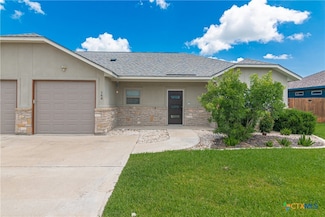 168 Navarro Crossing, Seguin, TX 78155