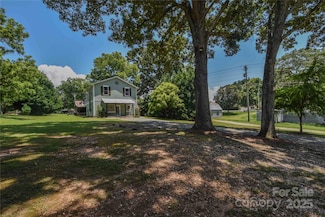 1239 Mac Ln, Stanley, NC 28164