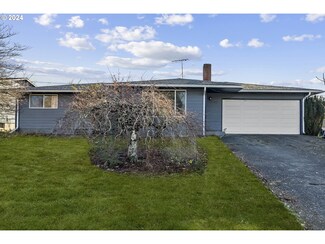 17740 SE Haig Dr, Portland, OR 97236