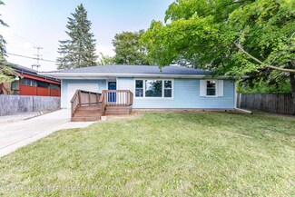 105 Hume Blvd, Lansing, MI 48917