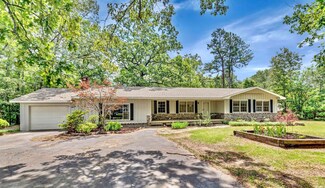 1300 Eve St S, Mena, AR 71953