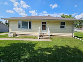 206 Hanson Ave SW, Twin Valley, MN 56584
