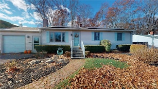 125 Revere Ave, West Warwick, RI 02893