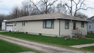 501 3rd St, Beaverville, IL 60912