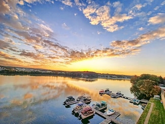 65 Lake Ave Unit 220, Worcester, MA 01604