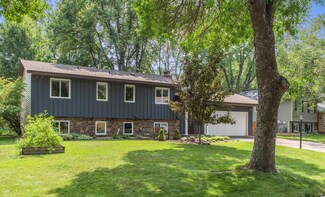 10523 103rd Ave N, Maple Grove, MN 55369