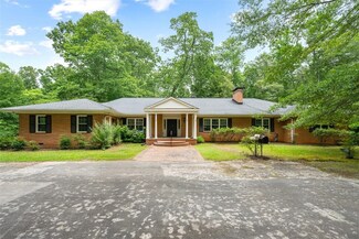 210 Playground Rd, Walhalla, SC 29691