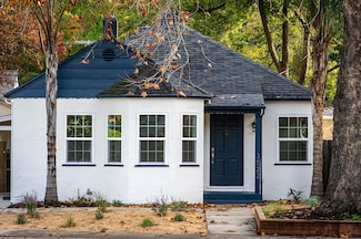 3522 C St, Sacramento, CA 95816