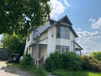 31 Hazel St, Rutland, VT 05701