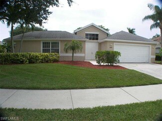 685 Briarwood Blvd, Naples, FL 34104
